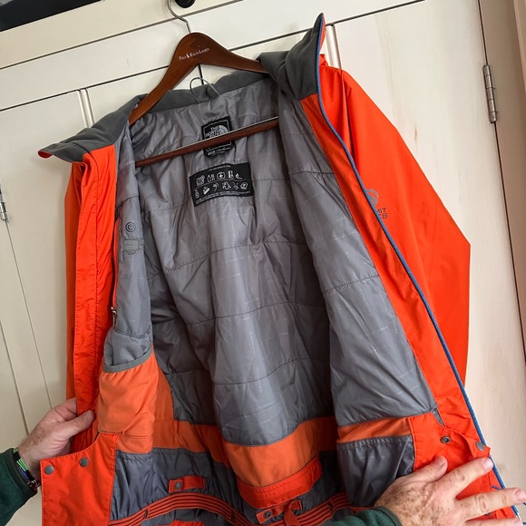 North Face Summit Series Ski Parka - Picture 5 of 5